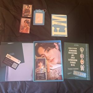 ENHYPEN DIMENSION DILEMMA ALBUM W/PHOTOCARDS + PREORDER PHOTO-CARD HOLDER